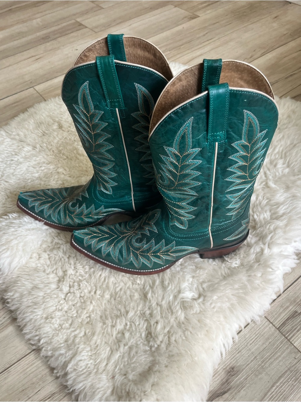 Ariat Teal Embroidered Western Cowgirl Boots - Picture 6 of 7